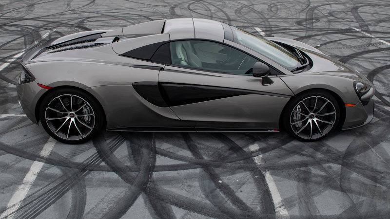 Illustration for article titled Screw It, McLaren's 'Blade Silver' Is My New Favorite Car Color
